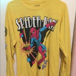 Yellow spider man shirt🧥